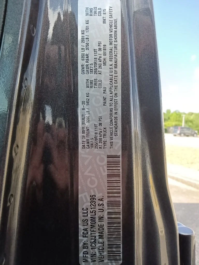 Used 2021 Gray Jeep Overland image 33