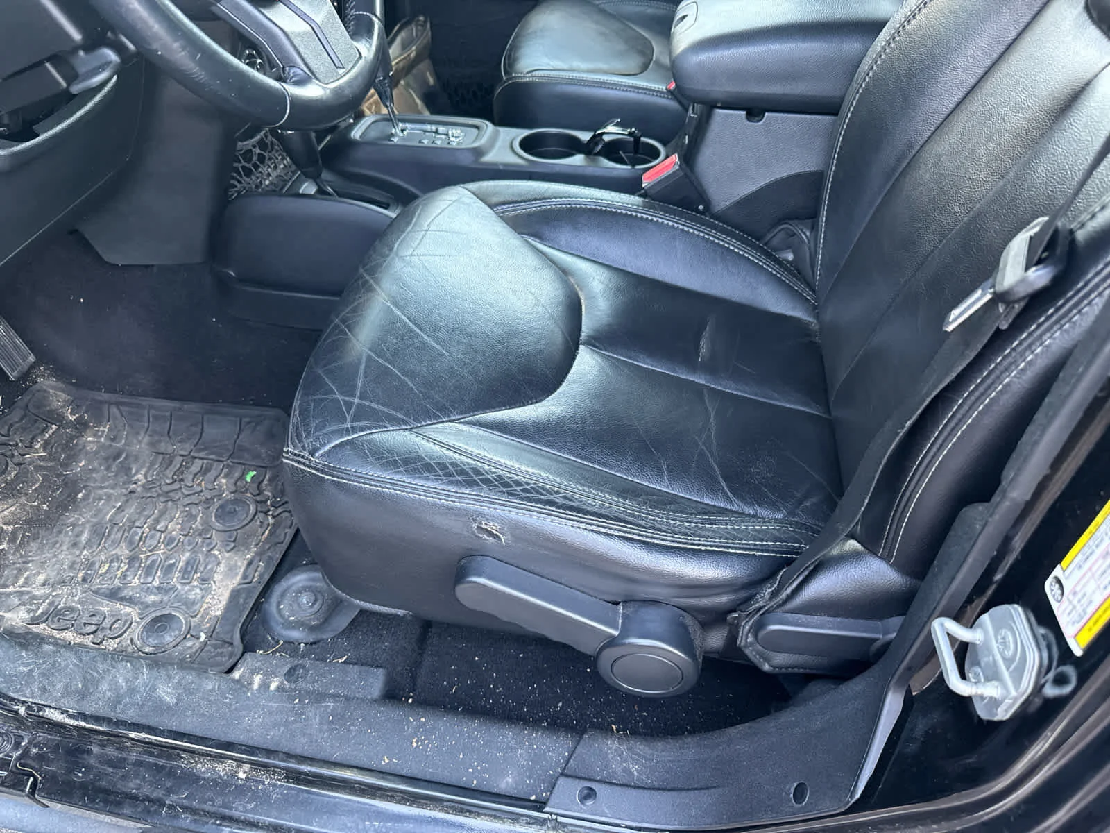 Used 2015 Black Clearcoat Jeep Rubicon image 7