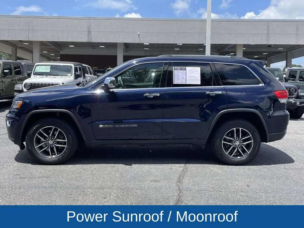 Used 2018 Blue Jeep Limited image 5