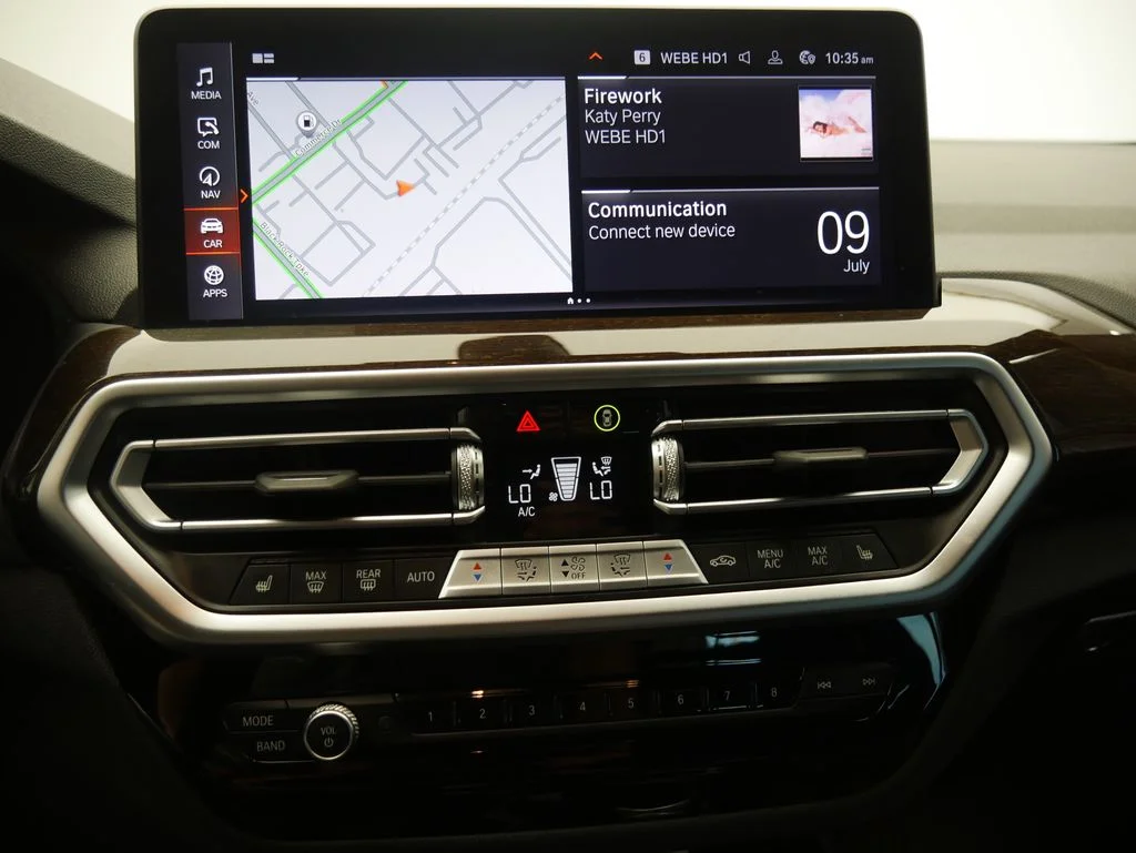 Used 2023 Jet Black BMW xDrive30i image 41