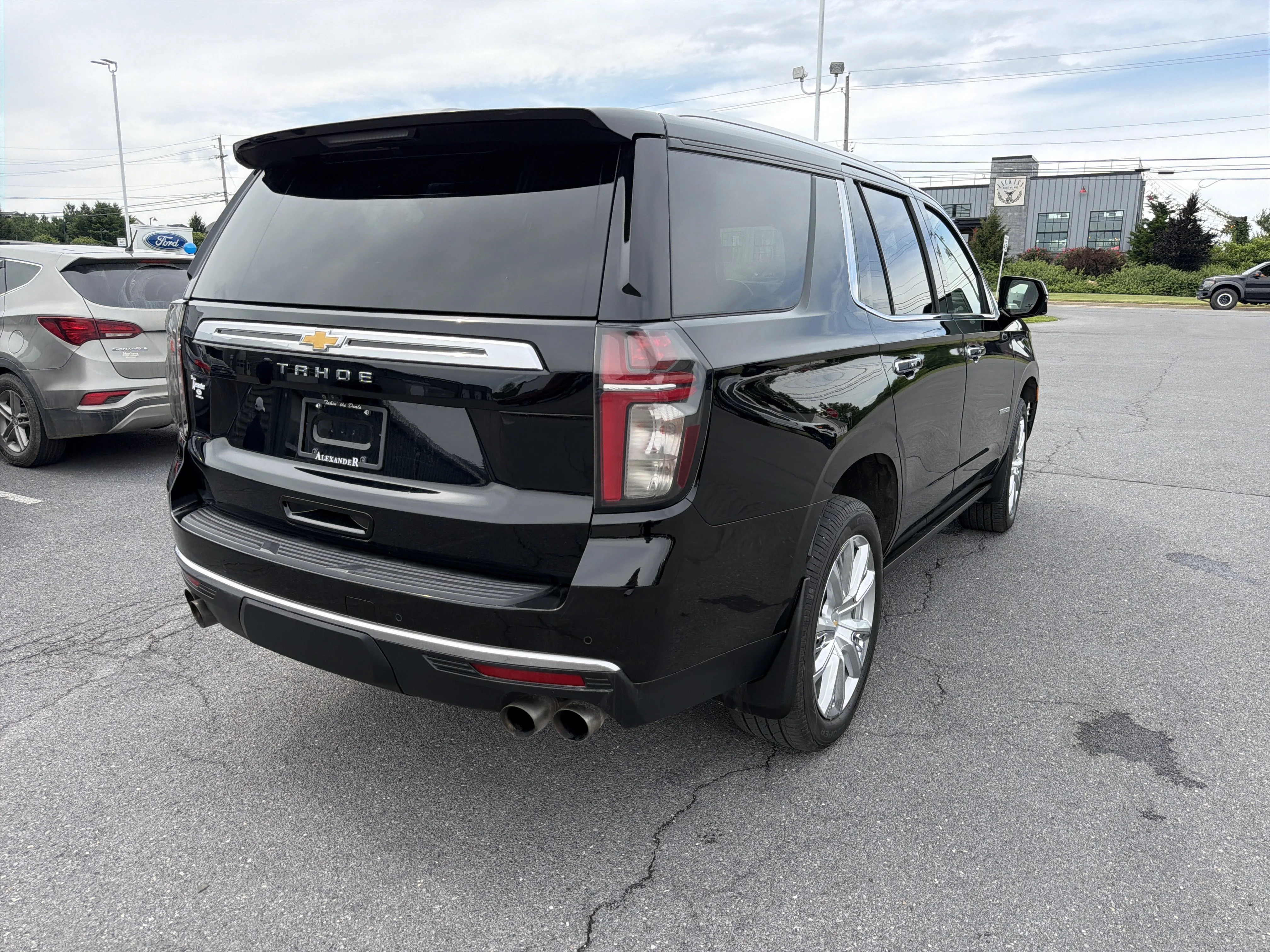 Used 2021 Black Chevrolet High Country image 3
