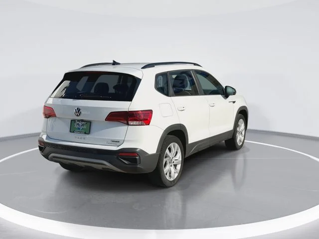 Used 2023 White Volkswagen 1.5T S image 9