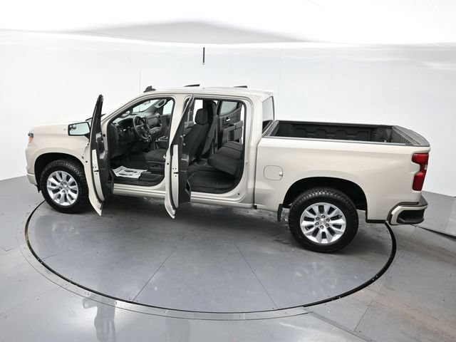 Used 2026 White Sands Chevrolet Custom image 38