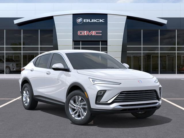 New 2026 Summit White Buick Preferred image 7