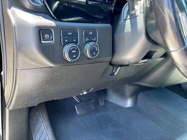 Used 2022 Black Chevrolet LT image 30