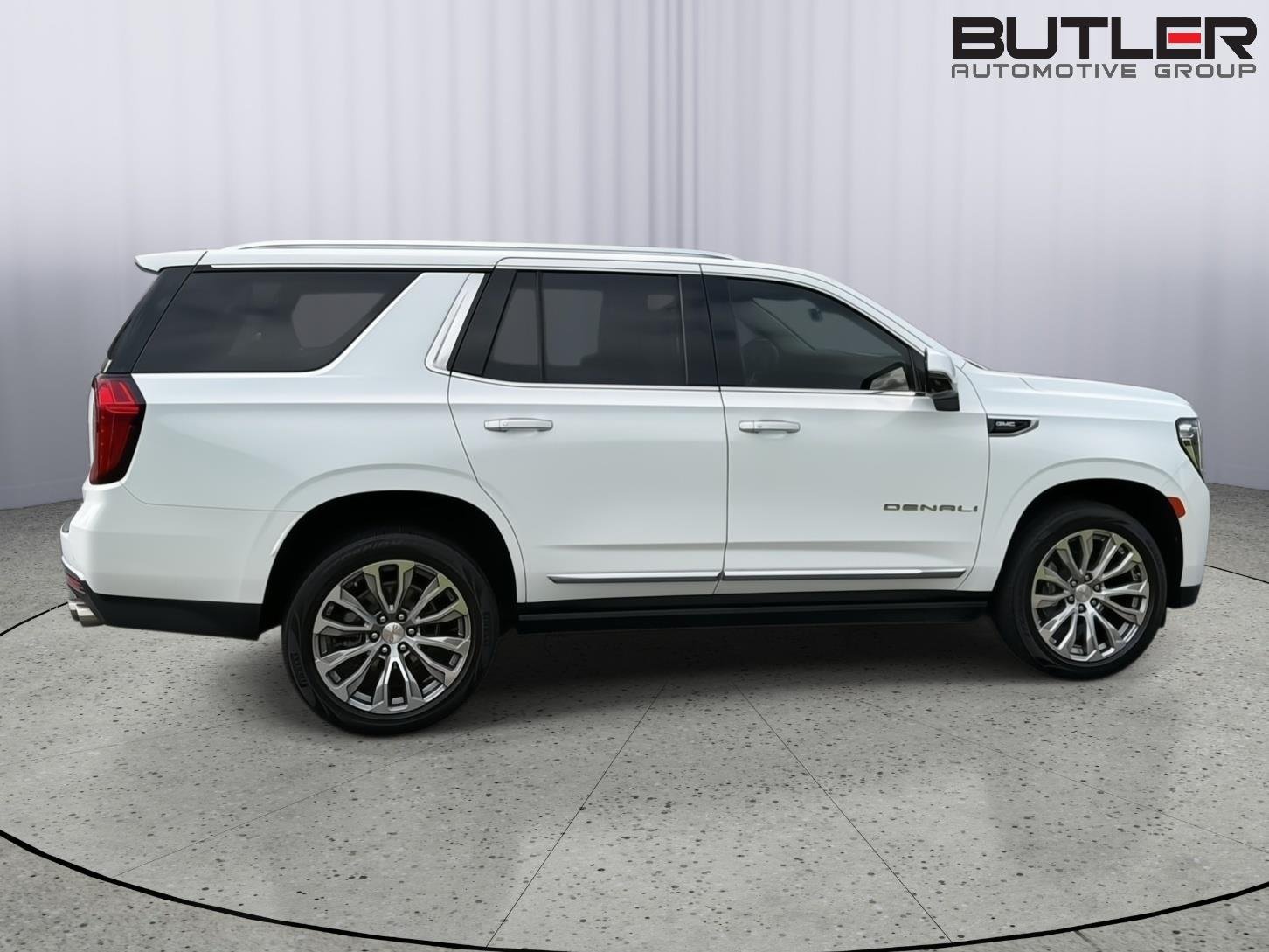 Used 2021 Summit White GMC Denali image 7
