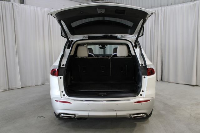 Used 2022 White Buick Premium Group image 35