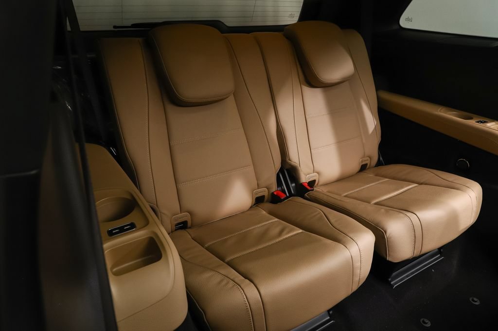 New 2026 Black Mercedes-Benz GLS 450 image 37