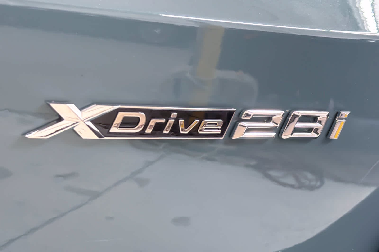 Used 2026 Cape York Green Metallic BMW xDrive28i image 26