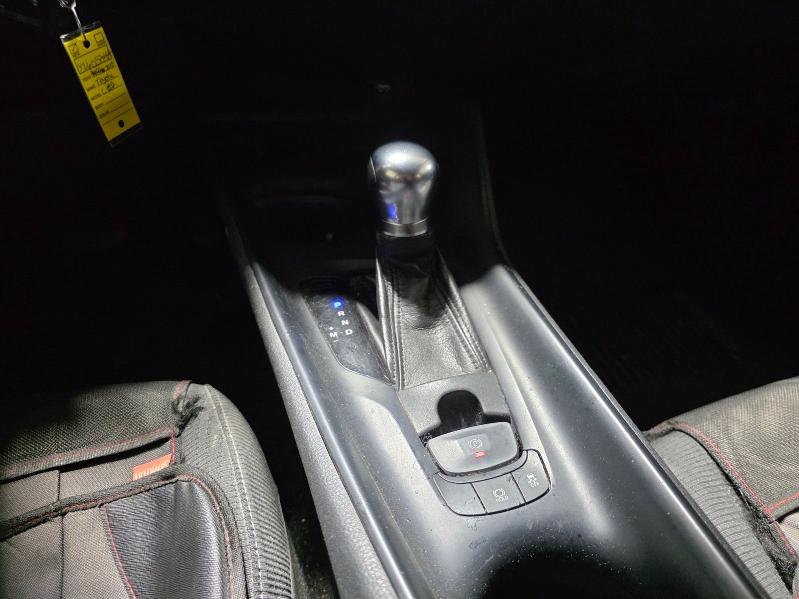 Used 2018 Magnetic Gray Metallic Toyota XLE image 19