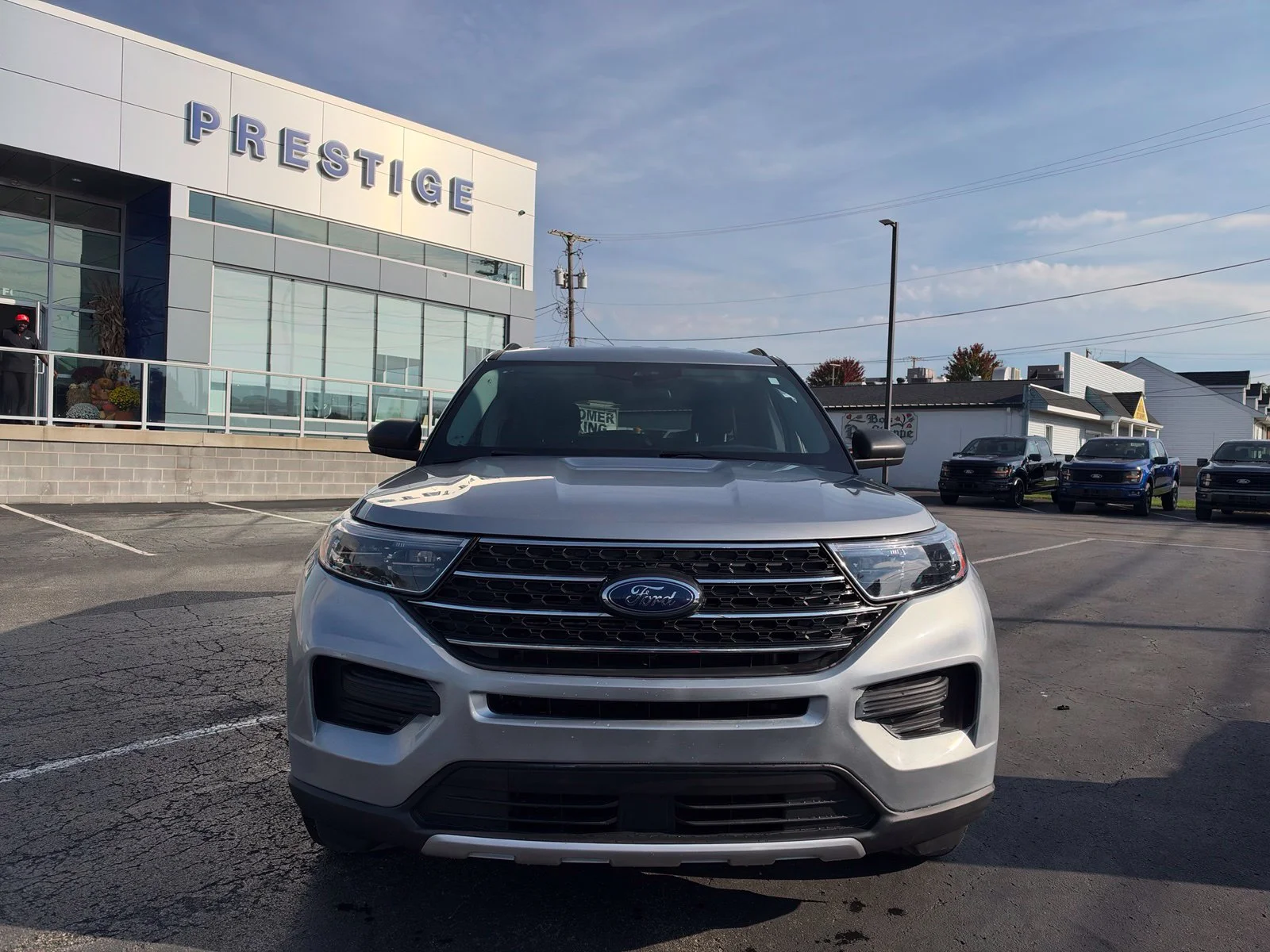 Used 2023 Iconic Silver Metallic Ford XLT image 9