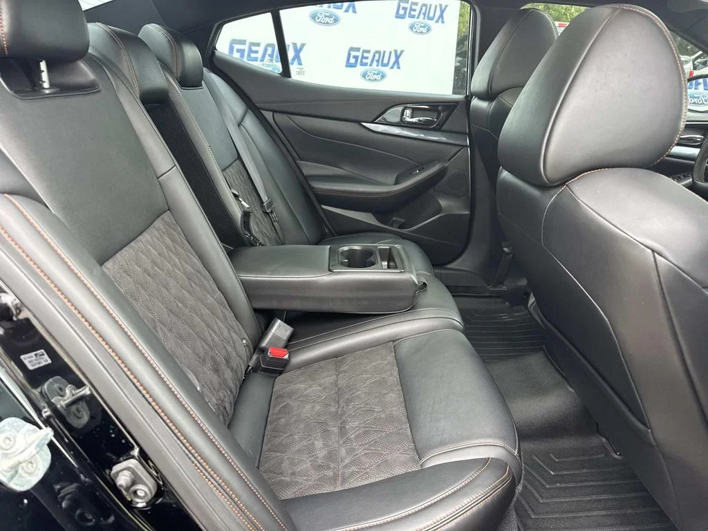 Used 2023 Black Nissan SR image 15