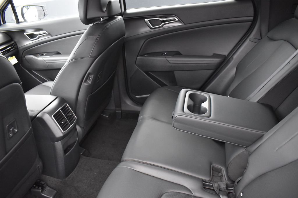 2026 Kia Sportage EX - Photo 18