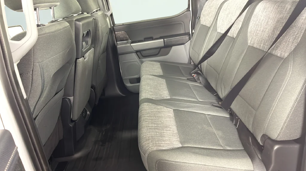 Used 2023 White Ford XLT image 18
