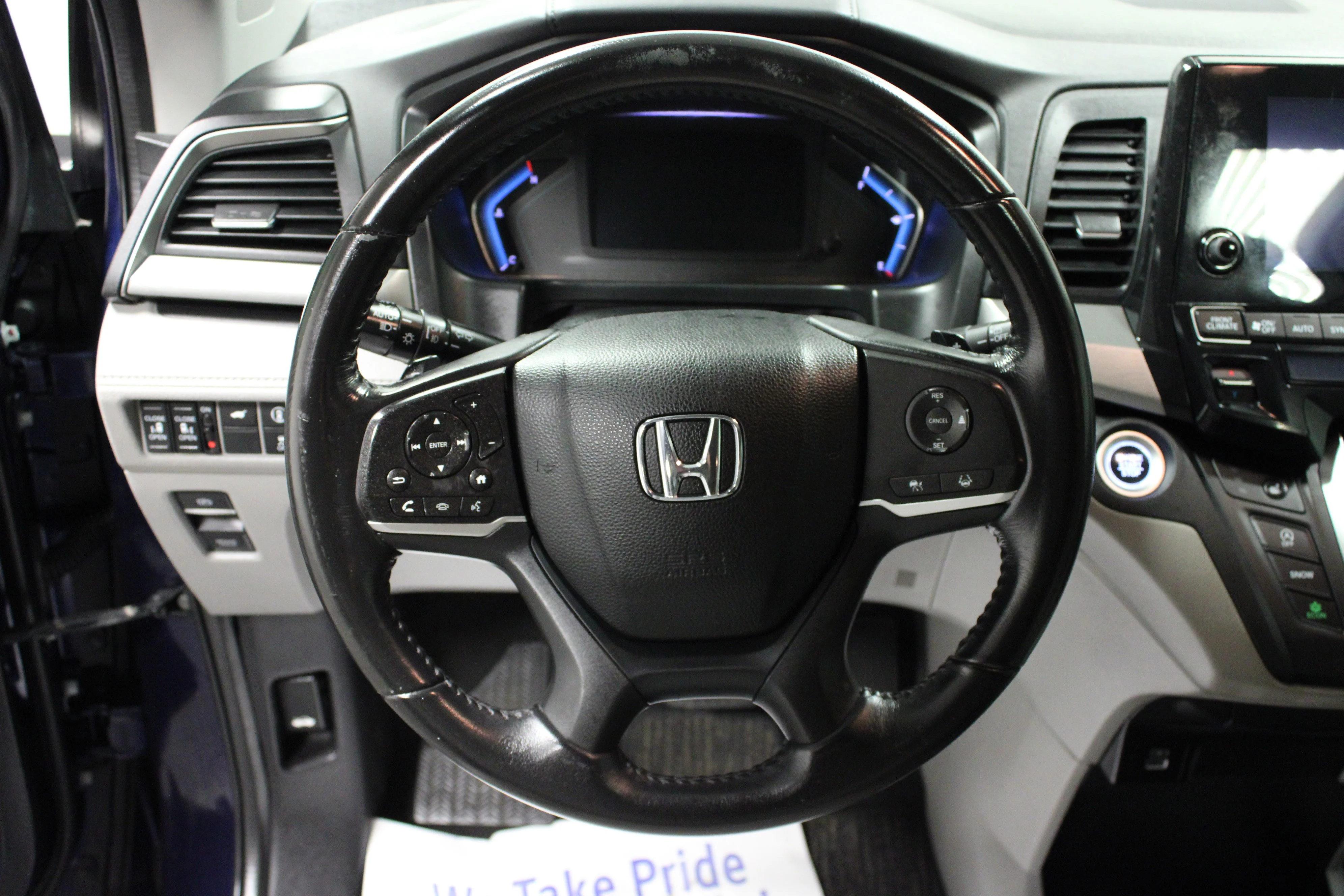 Used 2021 Obsidian Blue Pearl Honda EX-L image 18