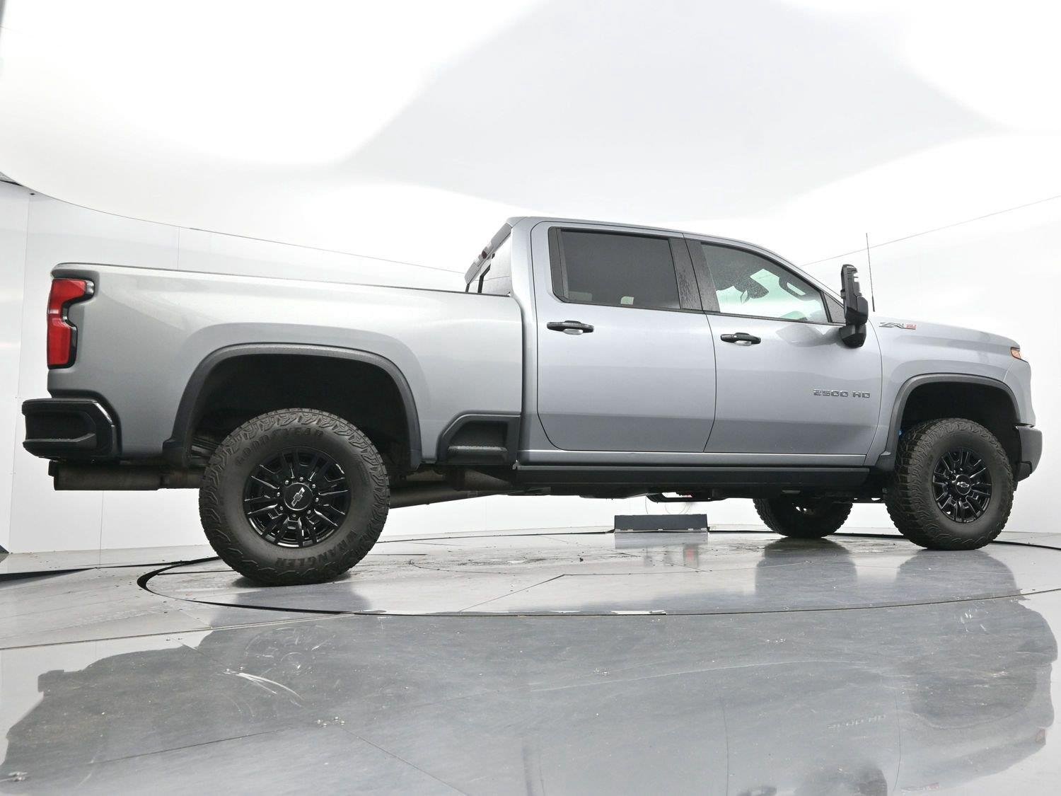 Used 2024 Sterling Gray Metallic Chevrolet ZR2 image 52