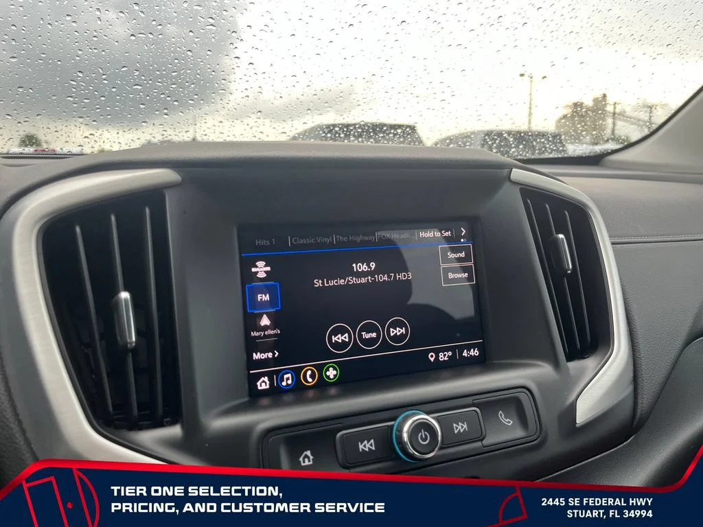 Used 2024 Summit White GMC SLE image 31