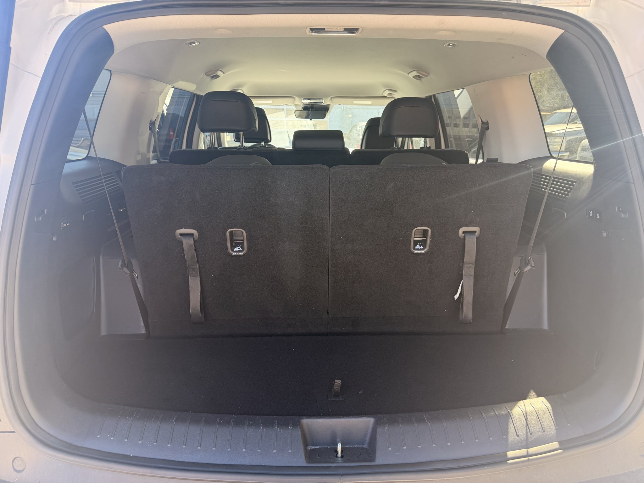 Used 2026 Serenity White Hyundai SEL image 9