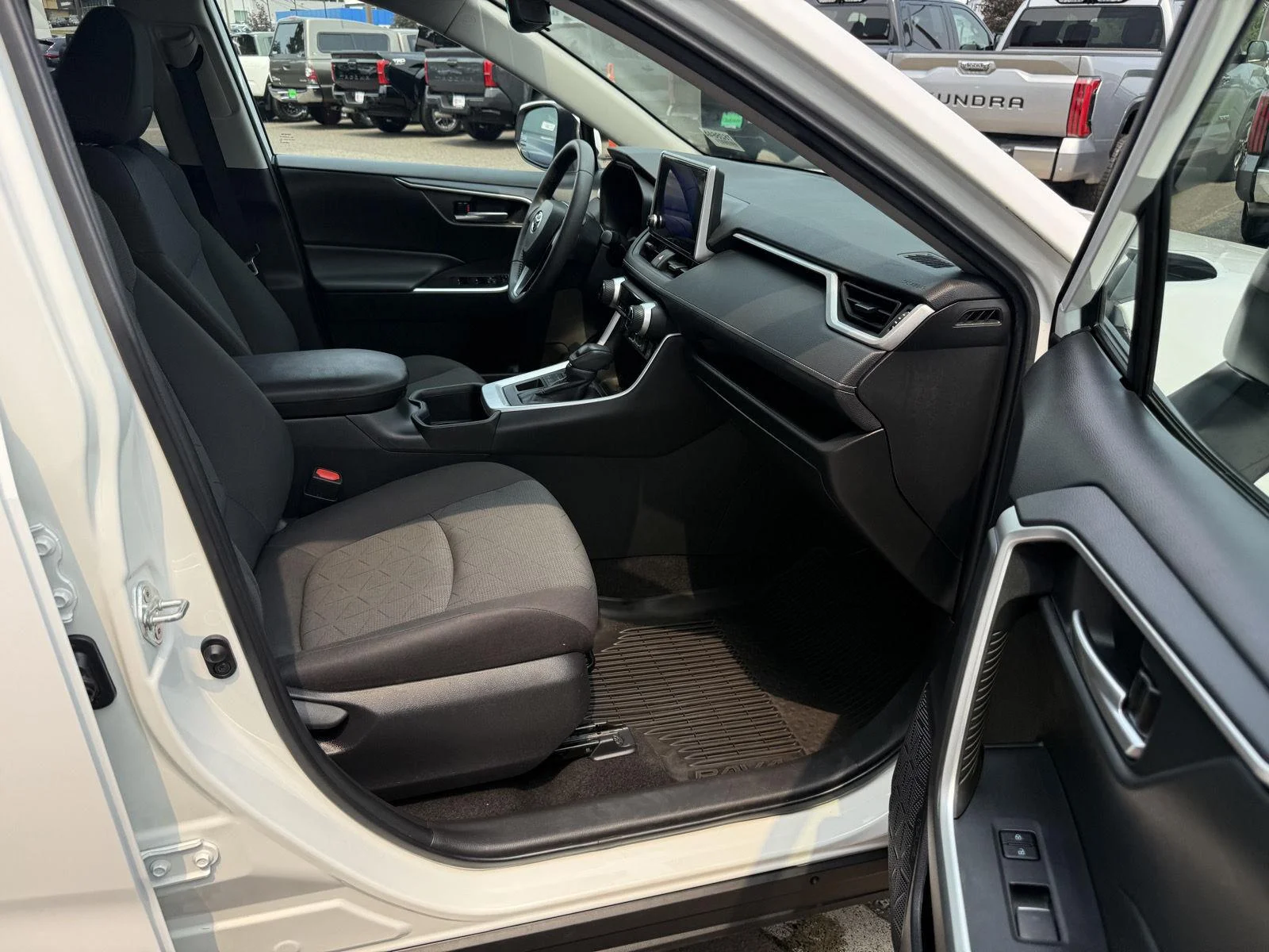 Used 2023 Ice Cap Toyota XLE image 21