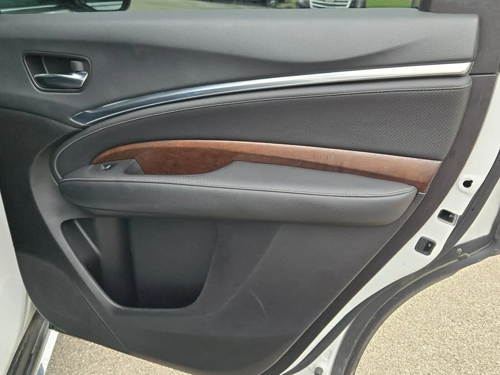 Used 2020 White Acura Technology image 14