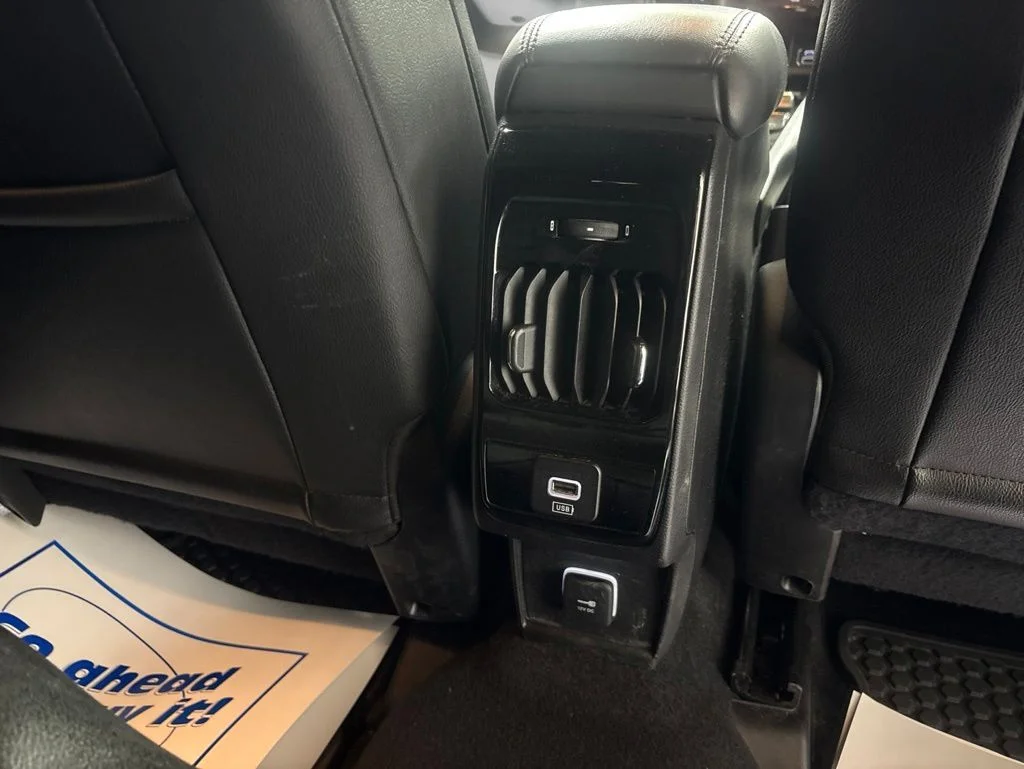 Used 2025 Silver Jeep Trailhawk image 14