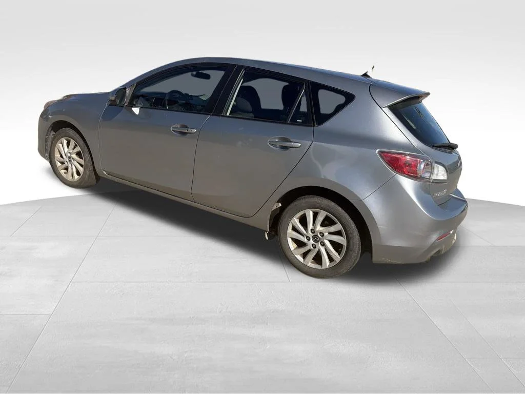 Used 2013 Silver Mazda i Touring image 11