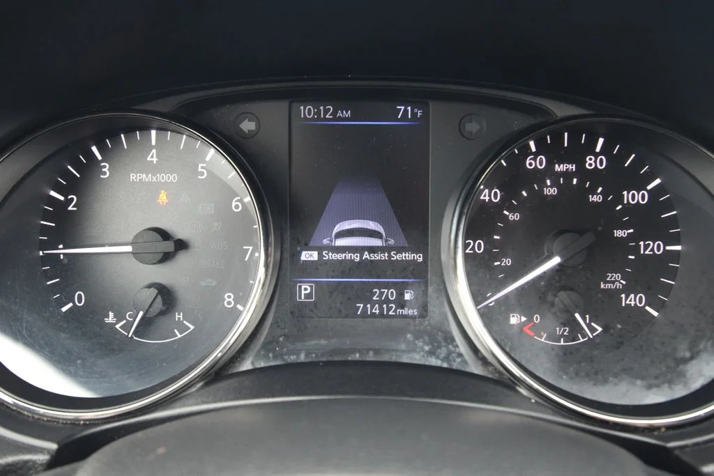 Used 2022 Gun Metallic Nissan SV image 41