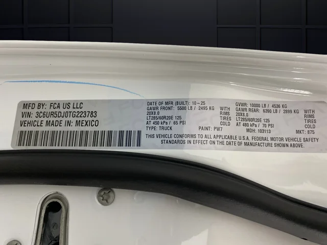 New 2026 Bright White Clear-Coat Exterior Paint RAM Big Horn image 43