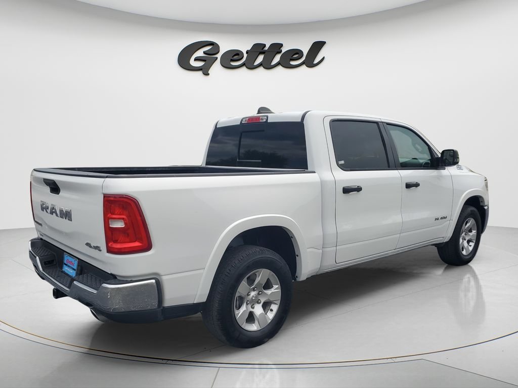 Certified Used 2025 White Ram Big Horn/Lone Star image 5