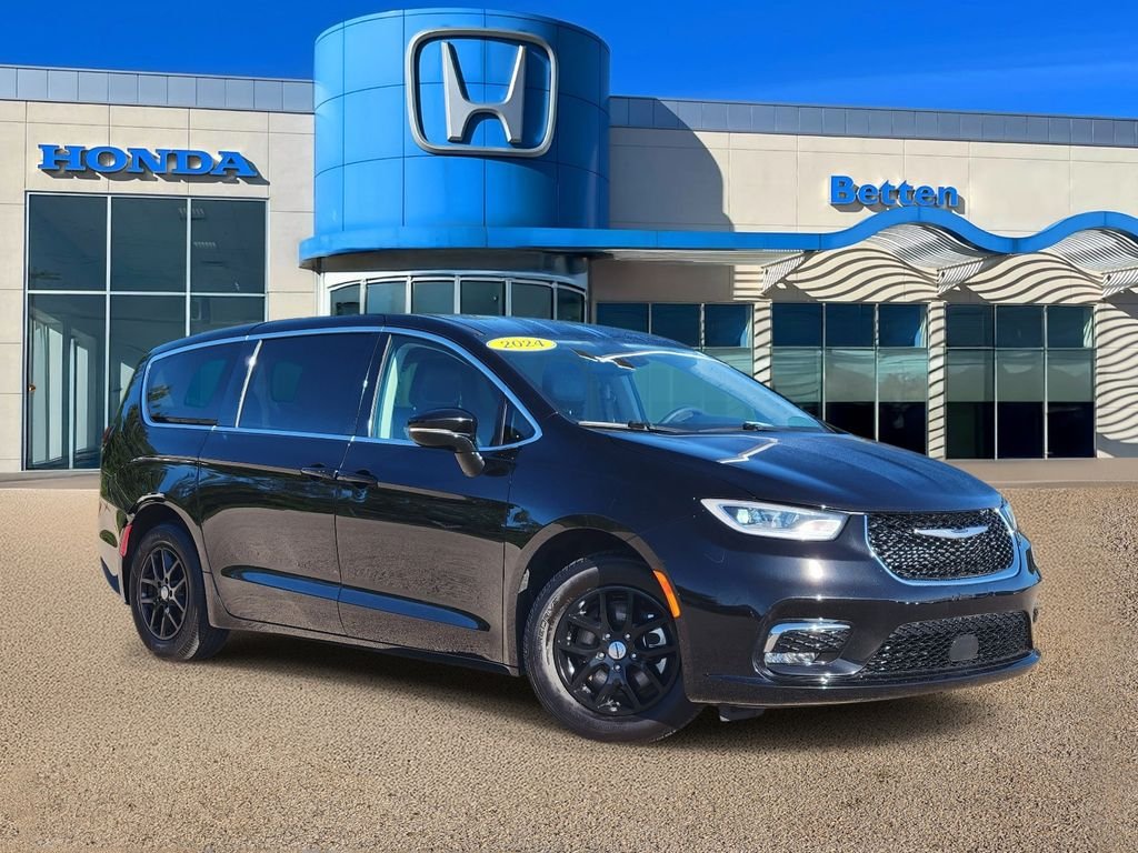 2024 Chrysler Pacifica