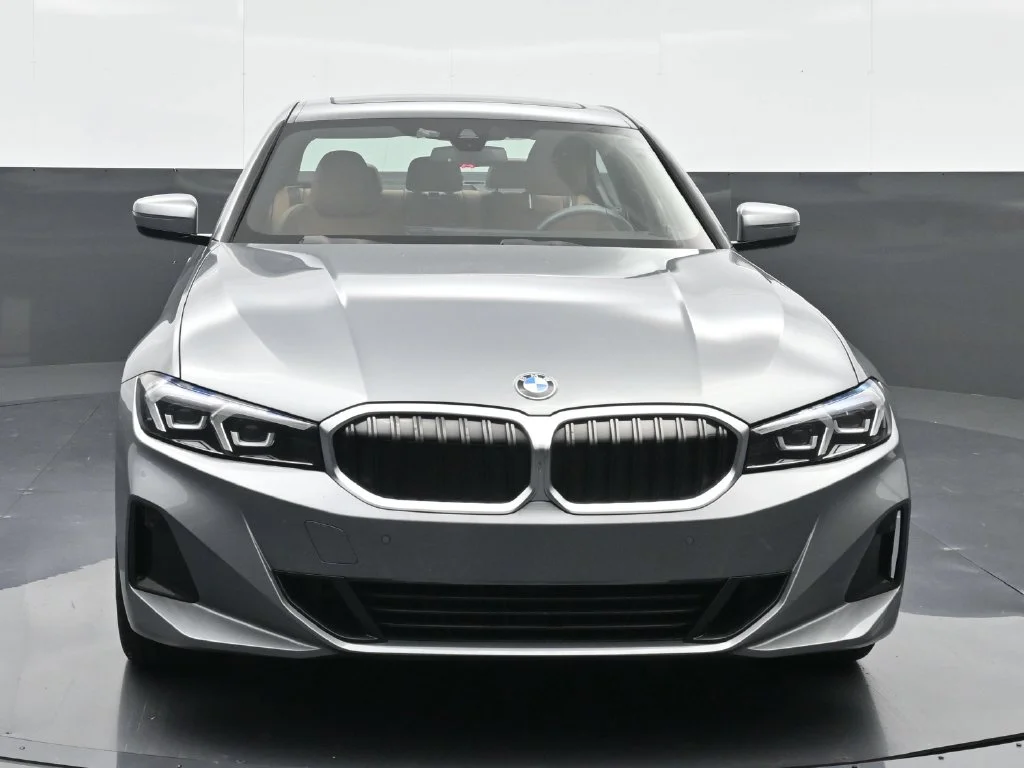Used 2023 Skyscraper Grey Metallic BMW 330i image 6