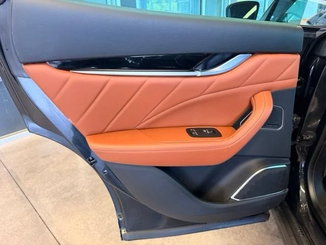 Certified Used 2023 Nero Ribelle Metallic Maserati Modena image 12