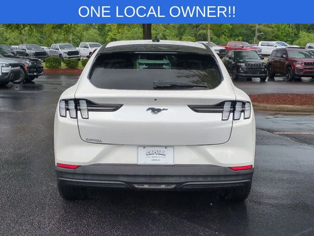 Used 2024 White Ford Select image 4
