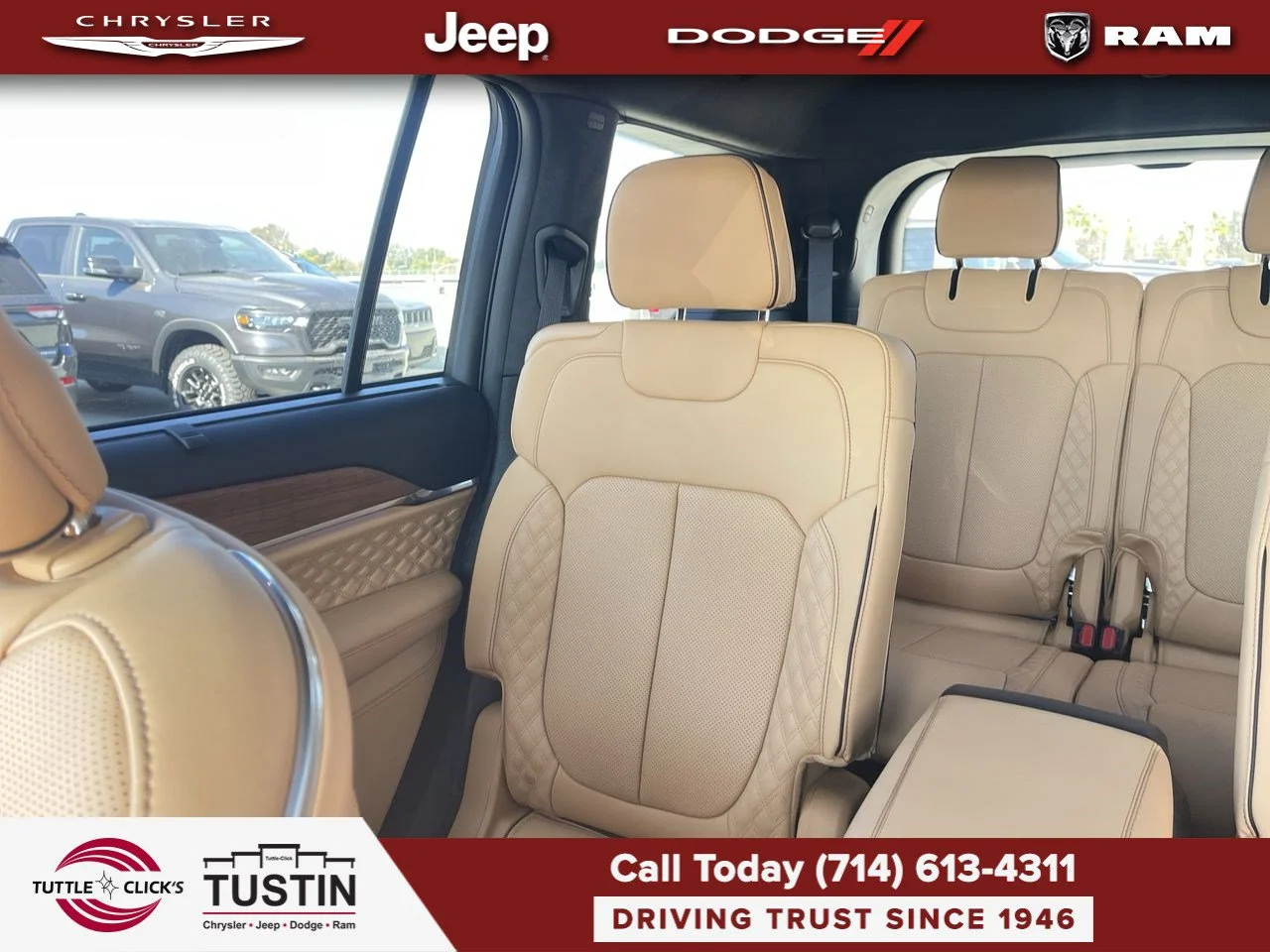 New 2027 Bright White Clear-Coat Paint Jeep Summit image 4