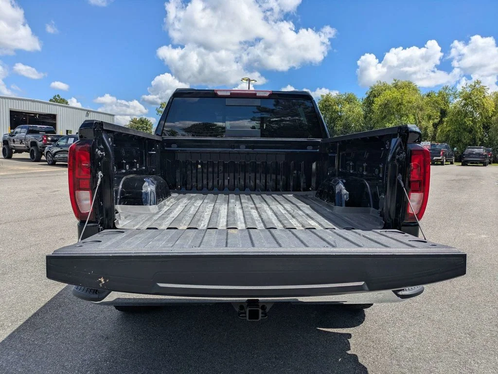 Used 2023 Black GMC SLE image 12