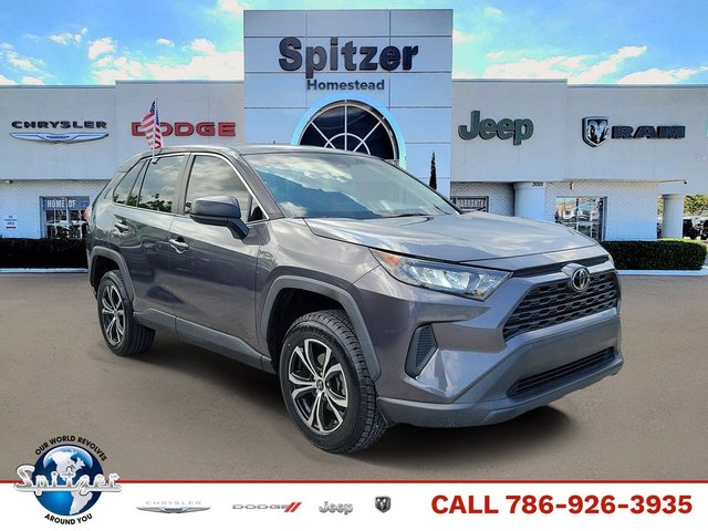 2022 Toyota RAV4 LE