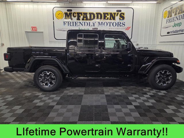 2026 Jeep Gladiator Sahara