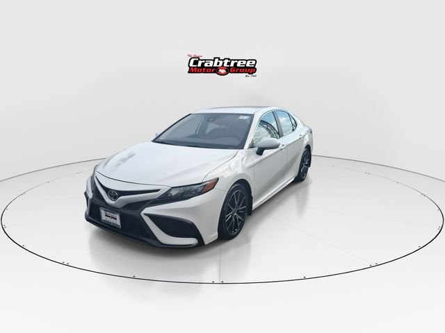 Used 2024 White Toyota SE image 4