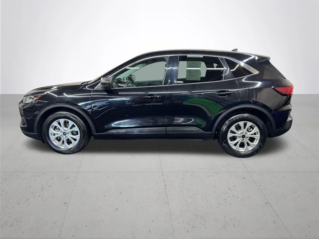 Used 2024 Black Ford Active image 3