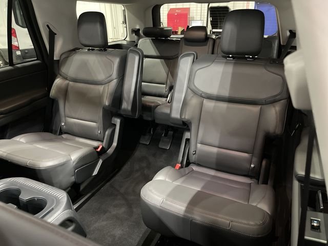 New 2025 Gray Ford Active image 29