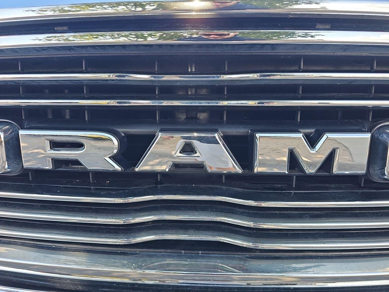 Used 2019 Flame Red Clearcoat Ram Laramie image 9