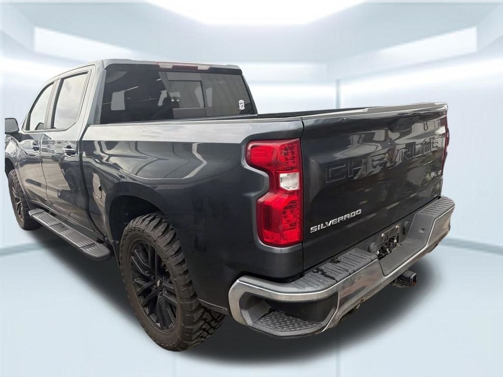 Used 2020 Gray Chevrolet LT image 5