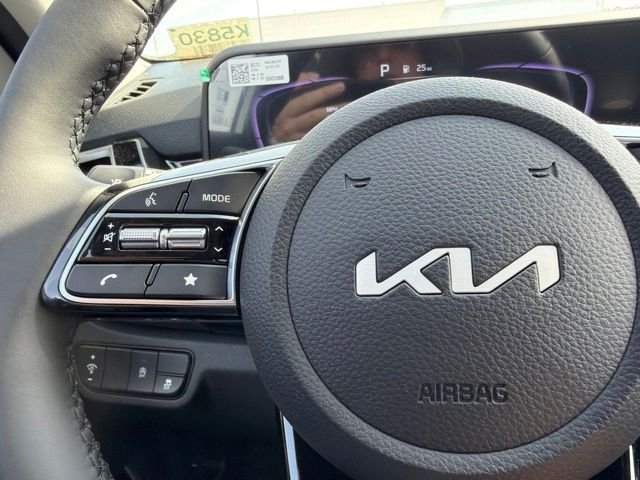 New 2026 White Kia S image 21