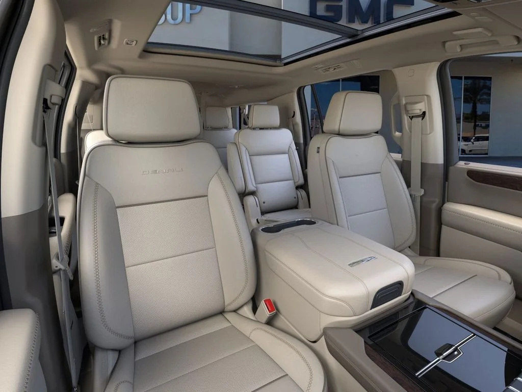 2026 GMC Yukon XL Denali - Photo 16