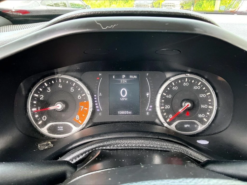 Used 2020 Black Jeep Sport image 15