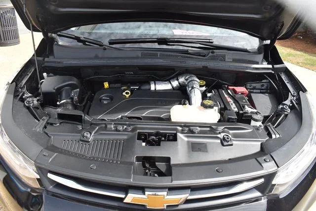 Used 2022 Mosaic Black Metallic Chevrolet LT image 36