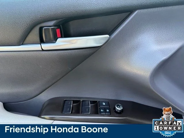 Used 2022 Beige Toyota XLE image 14