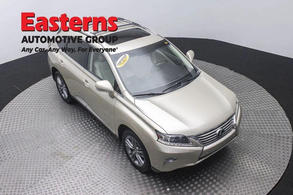 Used 2015 Beige Lexus 350 image 3