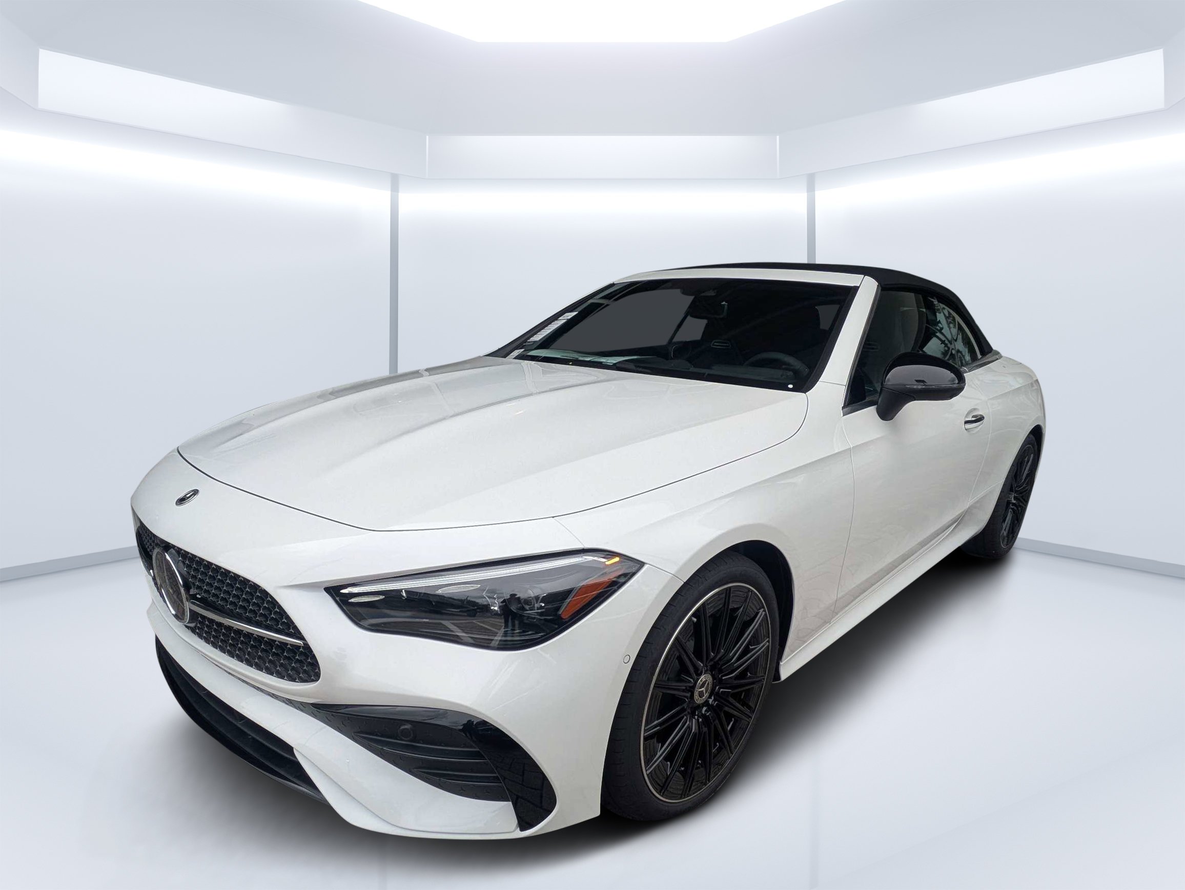 New 2027 MANUFAKTUR Moonlight White Metallic Mercedes-Benz CLE 450 image 34