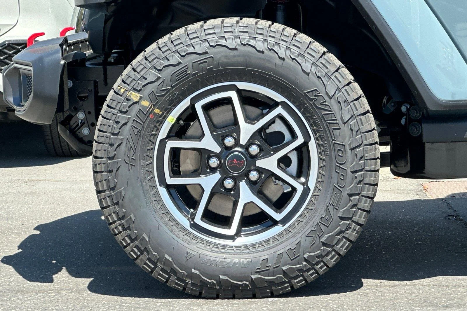 New 2026 Anvil Clear-Coat Exterior Paint Jeep Rubicon image 23